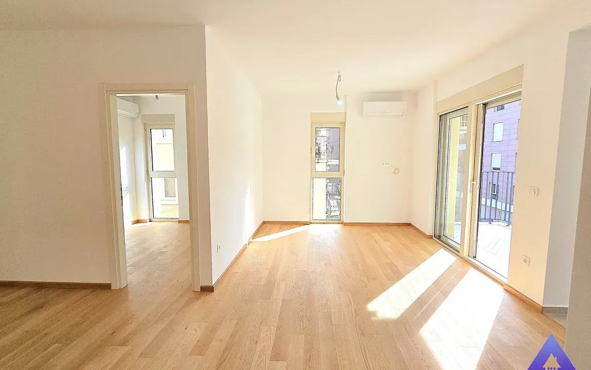Sale, two bedroom apartment, 65m², Centar, Budva