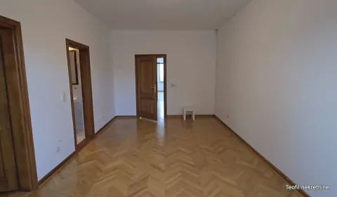 Izdavanje, kuća, 550m², Senjak, Beograd - image 13