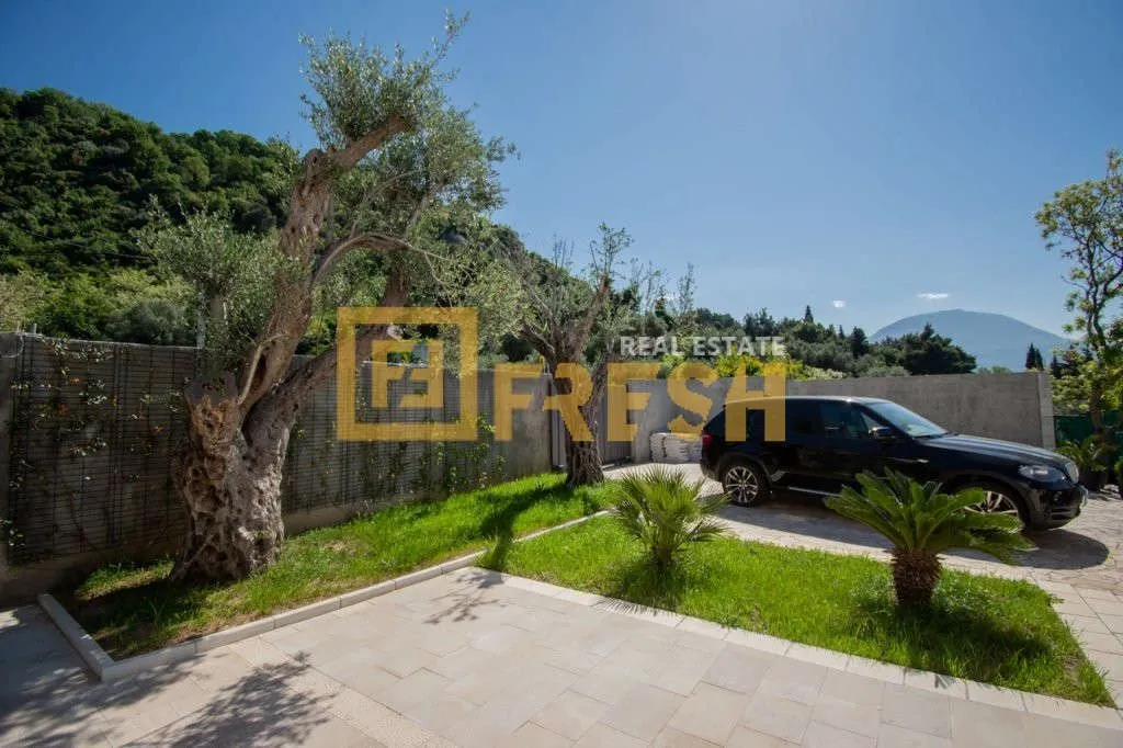 Sale, house, 200m², Bar, Crna Gora