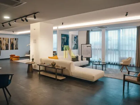 Izdavanje, poslovni prostor, 443m², Bulevar Evrope, Novi Sad Sve Podlokacije - image 6