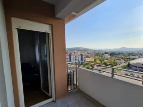 Izdavanje, jednosoban stan, 51m², Central Point, Podgorica - image 9