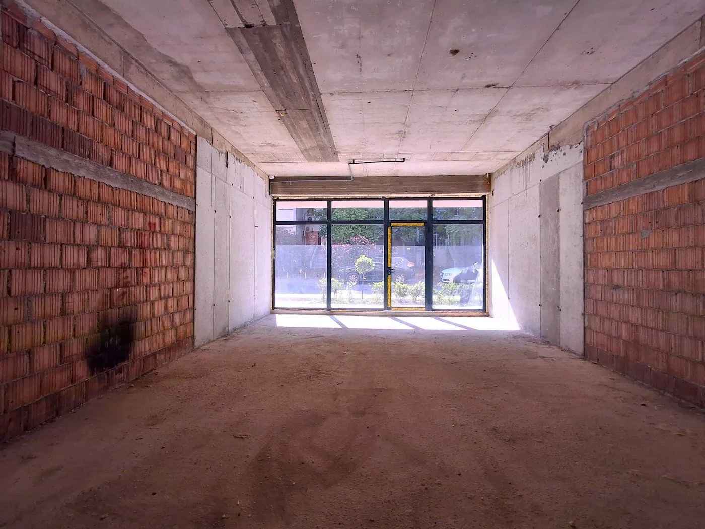 Rent, office space, 100m², Stari Aerodrom, Podgorica