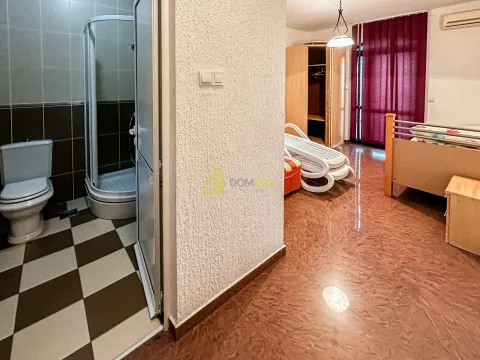 Sale, house, 422m², Petrovac, Budva - image 2