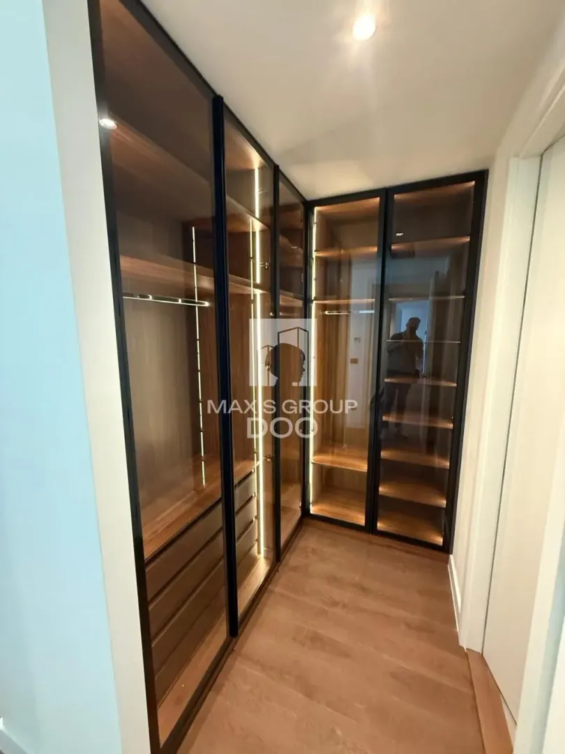 Prodaja, četvorosoban stan, 146m², Savski Venac, Beograd