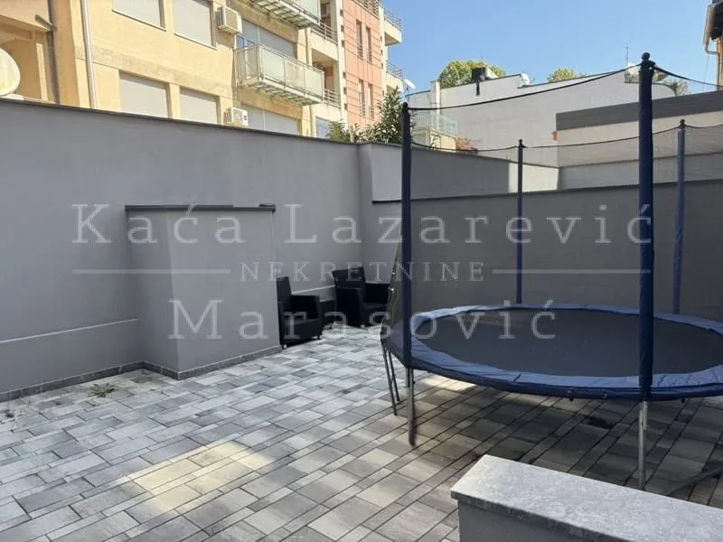 Sale, apartment, 180m², Vračar Hram, Vračar Sve Podlokacije