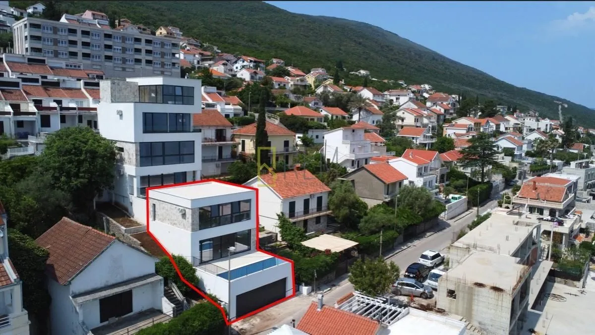 Prodaja, kuća, 200m², Krašići, Tivat