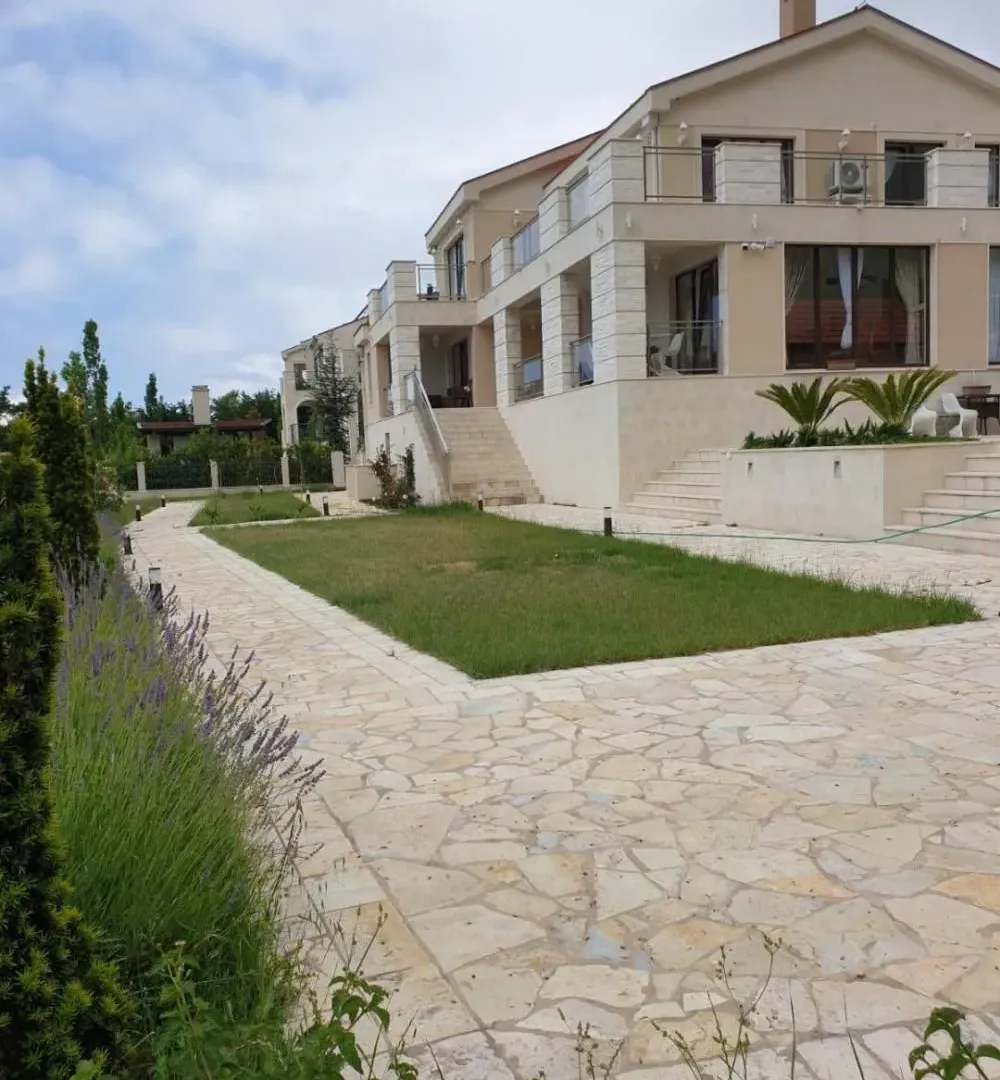 Sale, house, 410m², Blizikuće, Budva