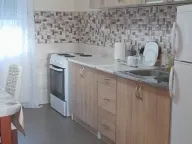 Izdavanje, kuća, 80m², Dub, Kotor - image 7