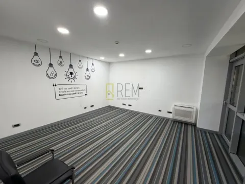 Rent, office space, 122m², Preko Morače, Podgorica - image 2