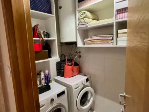 Izdavanje, trosoban stan, 98m², City Kvart, Podgorica - image 2