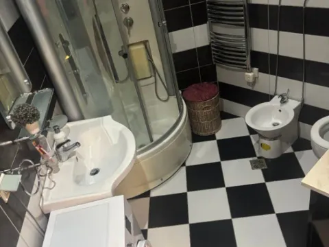 Izdavanje, dvosoban stan, 73m², Centar, Podgorica - image 5