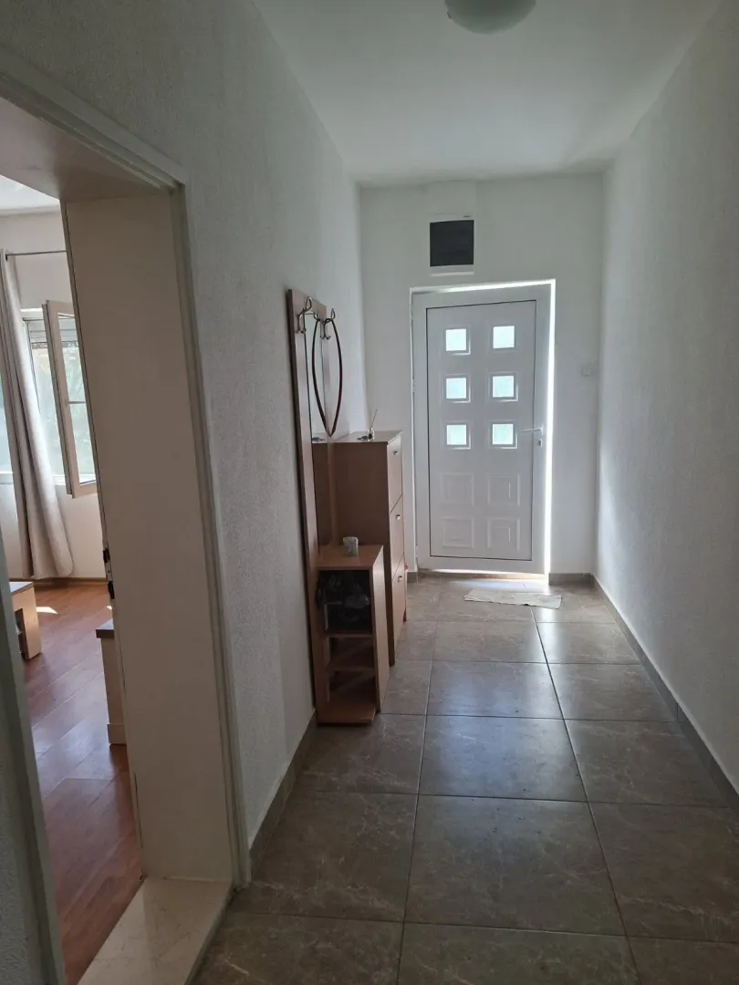 Rent, house, 70m², Momišići, Podgorica