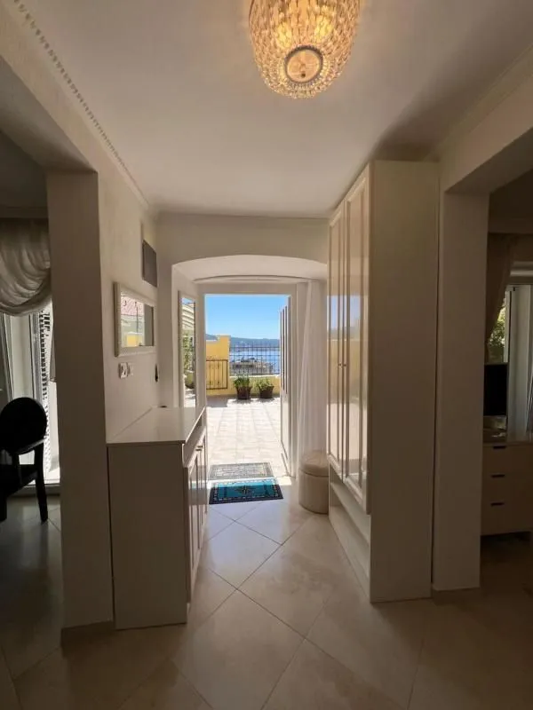 Prodaja, kuća, 75m², Savina, Herceg Novi
