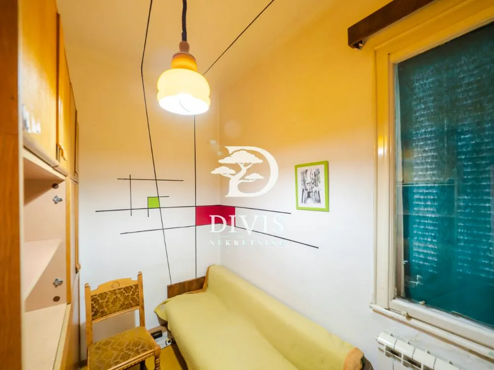 Prodaja, četvorosoban stan, 96m², Savski Venac, Beograd