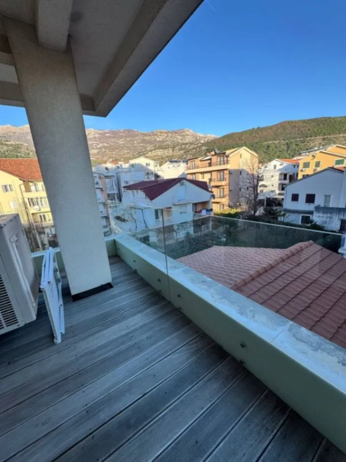 Sale, two bedroom apartment, 78m², Bulevar, Budva