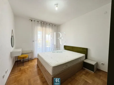 Prodaja, trosoban stan, 84m², Stari Aerodrom, Podgorica - image 6
