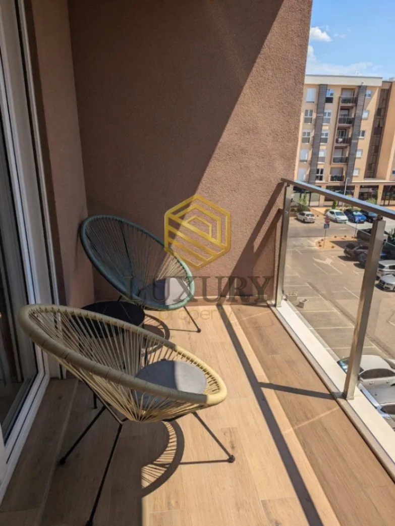 Izdavanje, jednosoban stan, 45m², New City, Podgorica