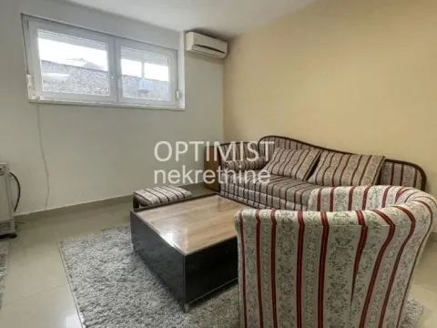 Izdavanje, jednosoban stan, 40m², Zemun Centar, Zemun Sve Podlokacije - image 3