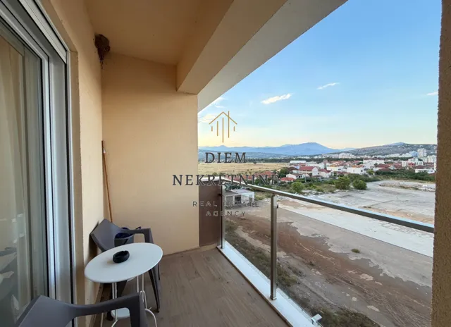 Izdavanje, jednosoban stan, 48m², New City, Podgorica