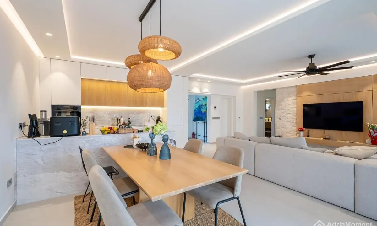 Sale, two bedroom apartment, 122m², Marići, Tivat