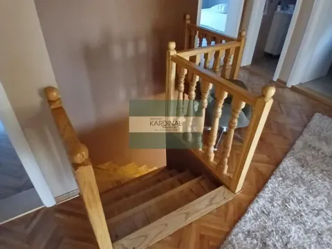 Prodaja, kuća, 379m², Trnava, Jagodina - image 63