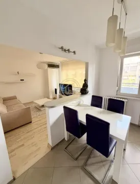 Izdavanje, dvosoban stan, 64m², Savski Venac, Beograd - image 5