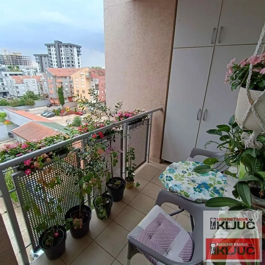 Prodaja, trosoban stan, 90m², Nova Detelinara, Novi Sad Sve Podlokacije