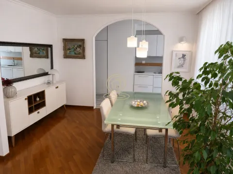 Izdavanje, četvorosoban stan, 104m², Vračar Hram, Vračar Sve Podlokacije - image 4