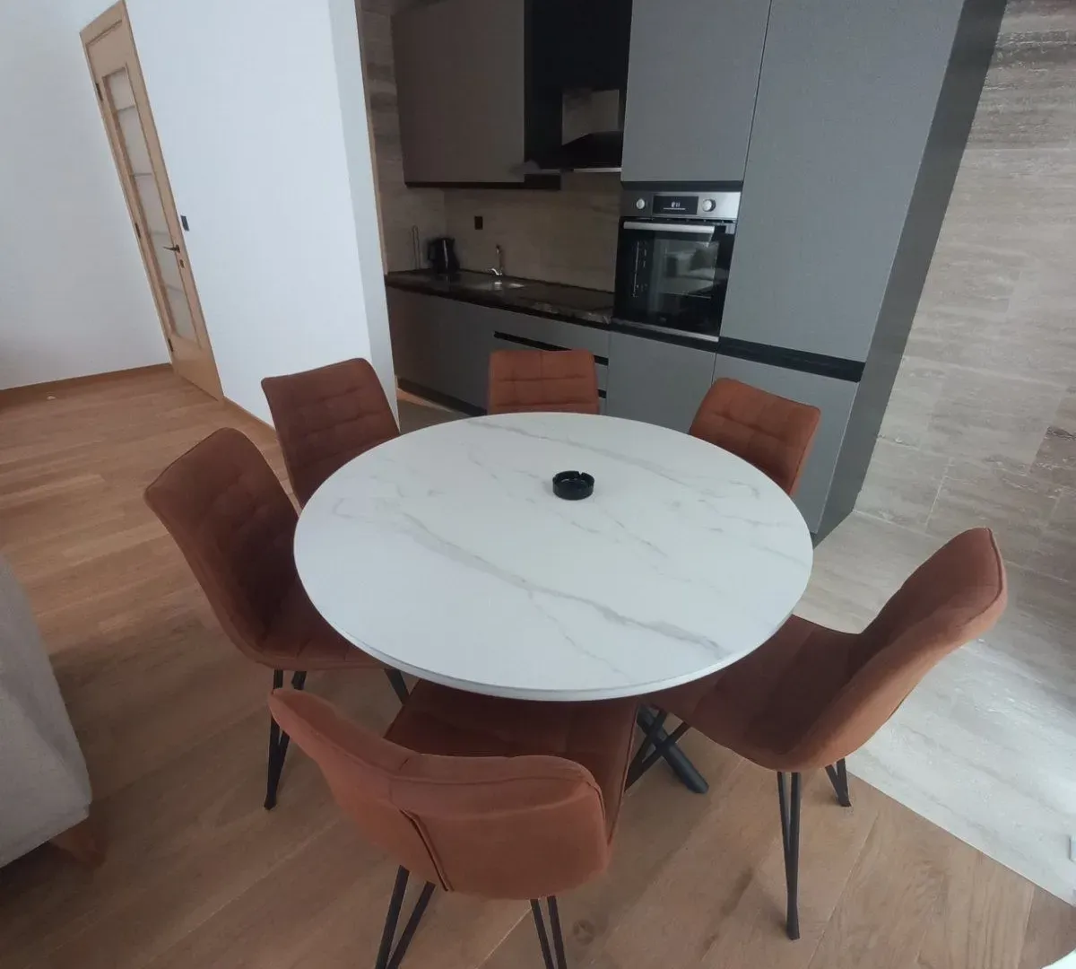 Rent, three bedroom apartment, 101m², Kod Capital Plaze, Podgorica