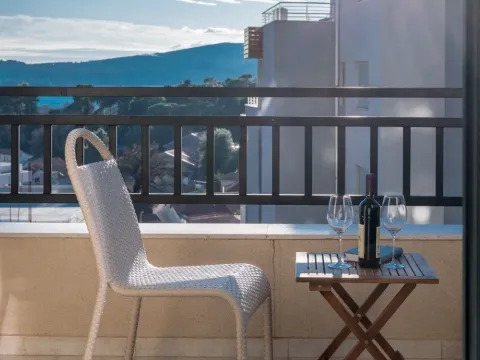 Sale, two bedroom apartment, 63m², Pod Kuk, Tivat - image 14