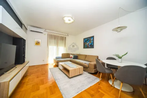Rent, one bedroom apartment, 49m², Autobuska stanica, Podgorica - image 2