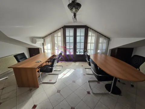 Rent, office space, 140m², Centar, Podgorica - image 19