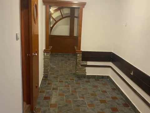 Izdavanje, poslovni prostor, 200m², Stari Grad, Beograd - image 17