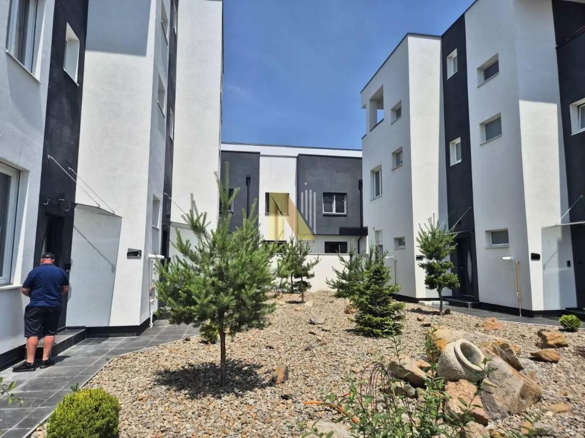 Prodaja, stan, 148m², Vidovdansko naselje, Novi Sad Sve Podlokacije