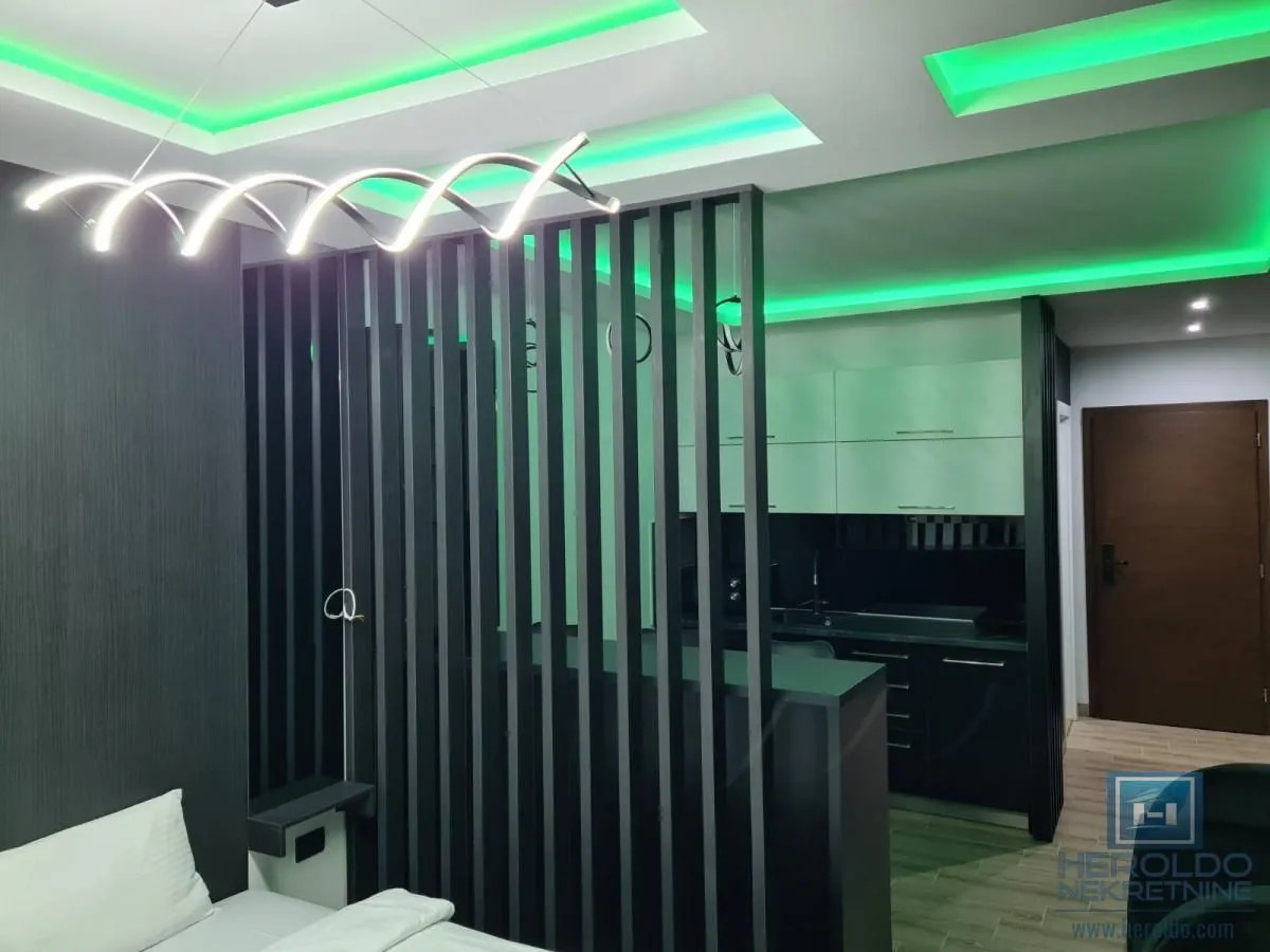 Prodaja, jednosoban stan, 30m², Kraljevi Čardaci, Kopaonik