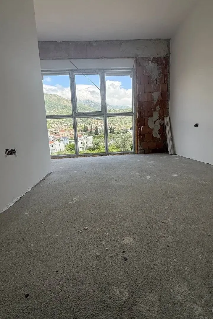 Prodaja, dvosoban stan, 60m², Bjeliši, Bar
