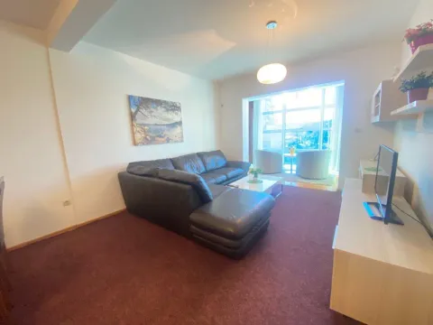 Sale, two bedroom apartment, 83m², Bečići, Budva - image 4