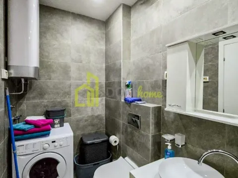 Izdavanje, dvosoban stan, 75m², Centar, Podgorica - image 17