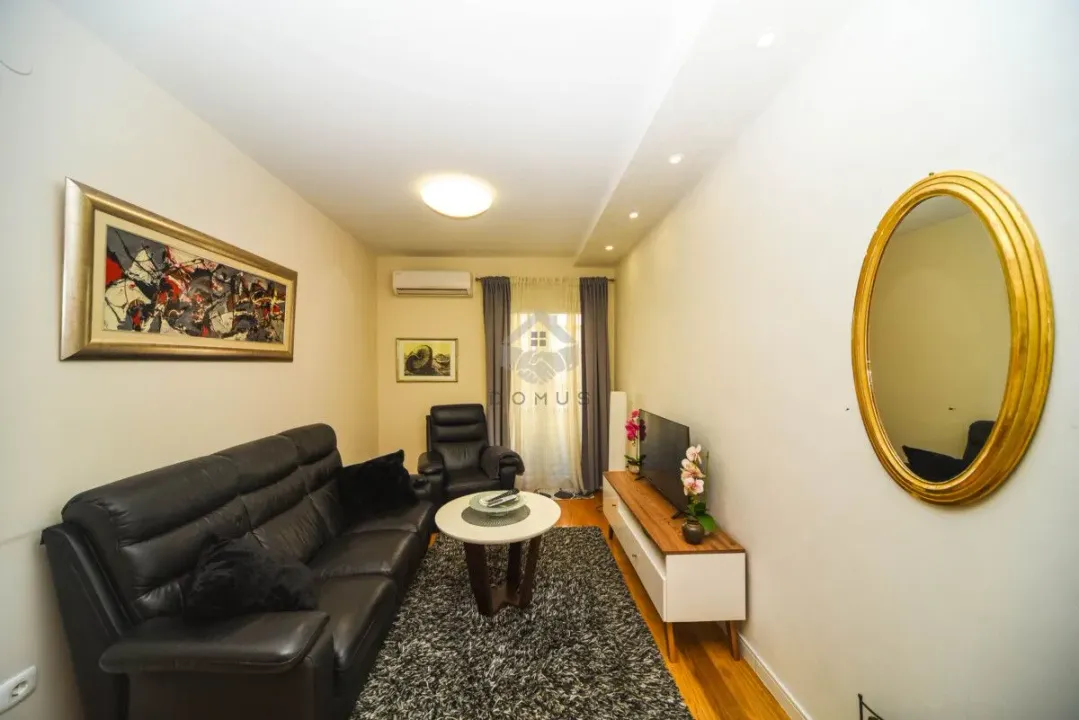 Rent, one bedroom apartment, 42m², Central Point, Podgorica
