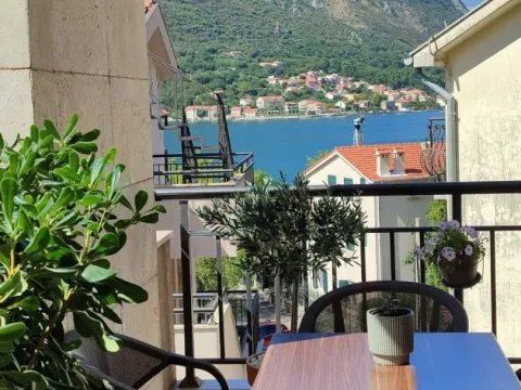 Sale, three bedroom apartment, 114m², Dobrota, Kotor - image 11