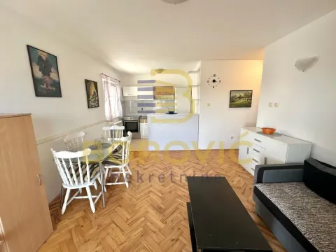 Rent, one bedroom apartment, 40m², Mirijevo Sve Podlokacije, Beograd - image 3