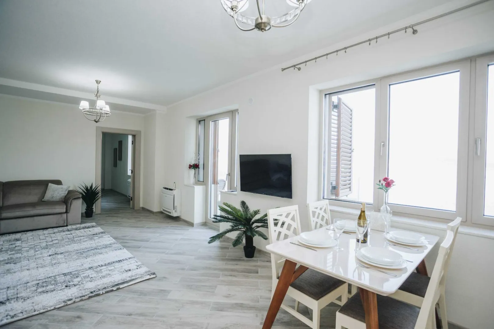 Prodaja, kuća, 241m², Krašići, Tivat