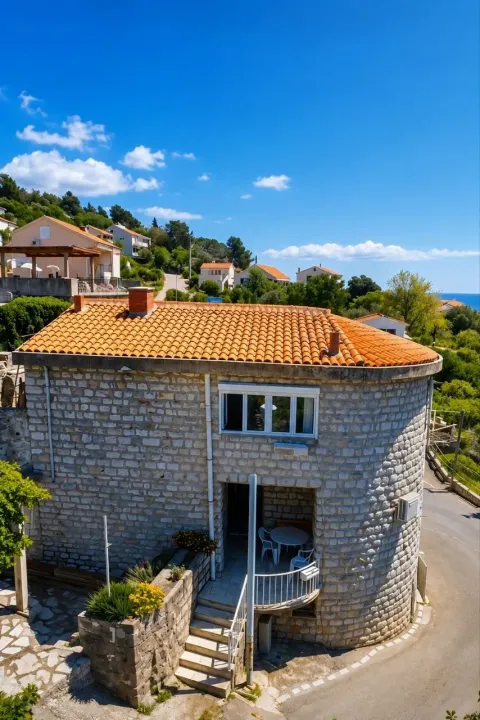 Prodaja, kuća, 150m², Blizikuće, Budva