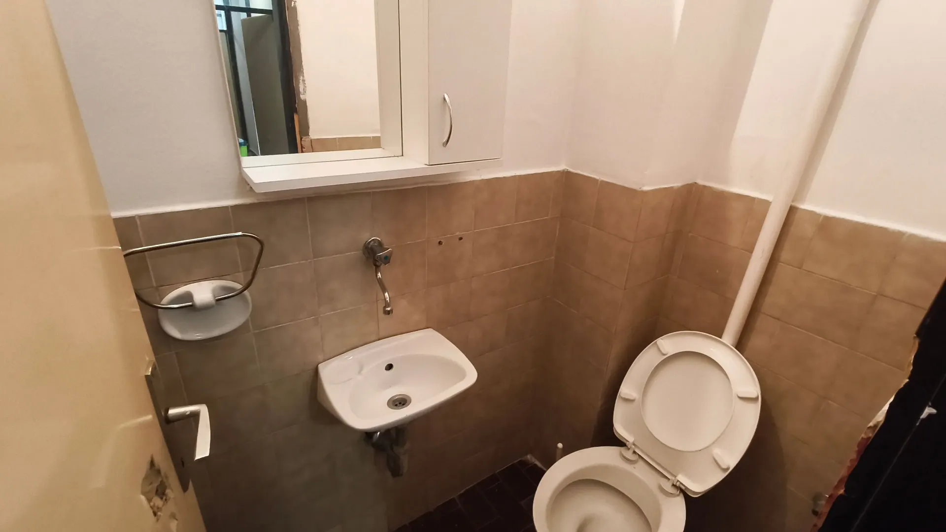 Prodaja, trosoban stan, 100m², Blok 6, Podgorica