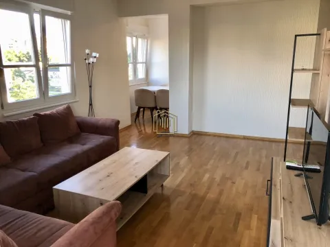 Izdavanje, jednosoban stan, 54m², Stara Varoš, Podgorica - image 2