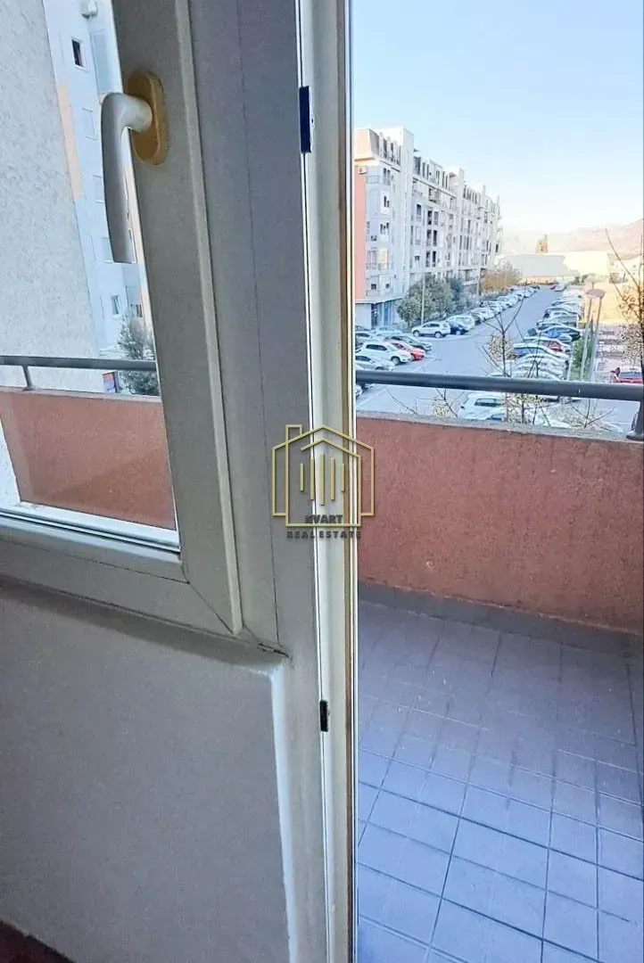 Rent, one bedroom apartment, 45m², Stari Aerodrom, Podgorica