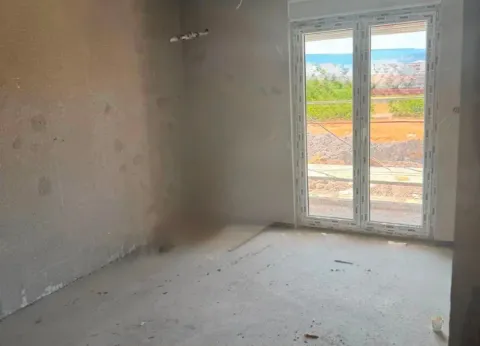 Prodaja, jednosoban stan, 38m², Stari Aerodrom, Podgorica - image 2