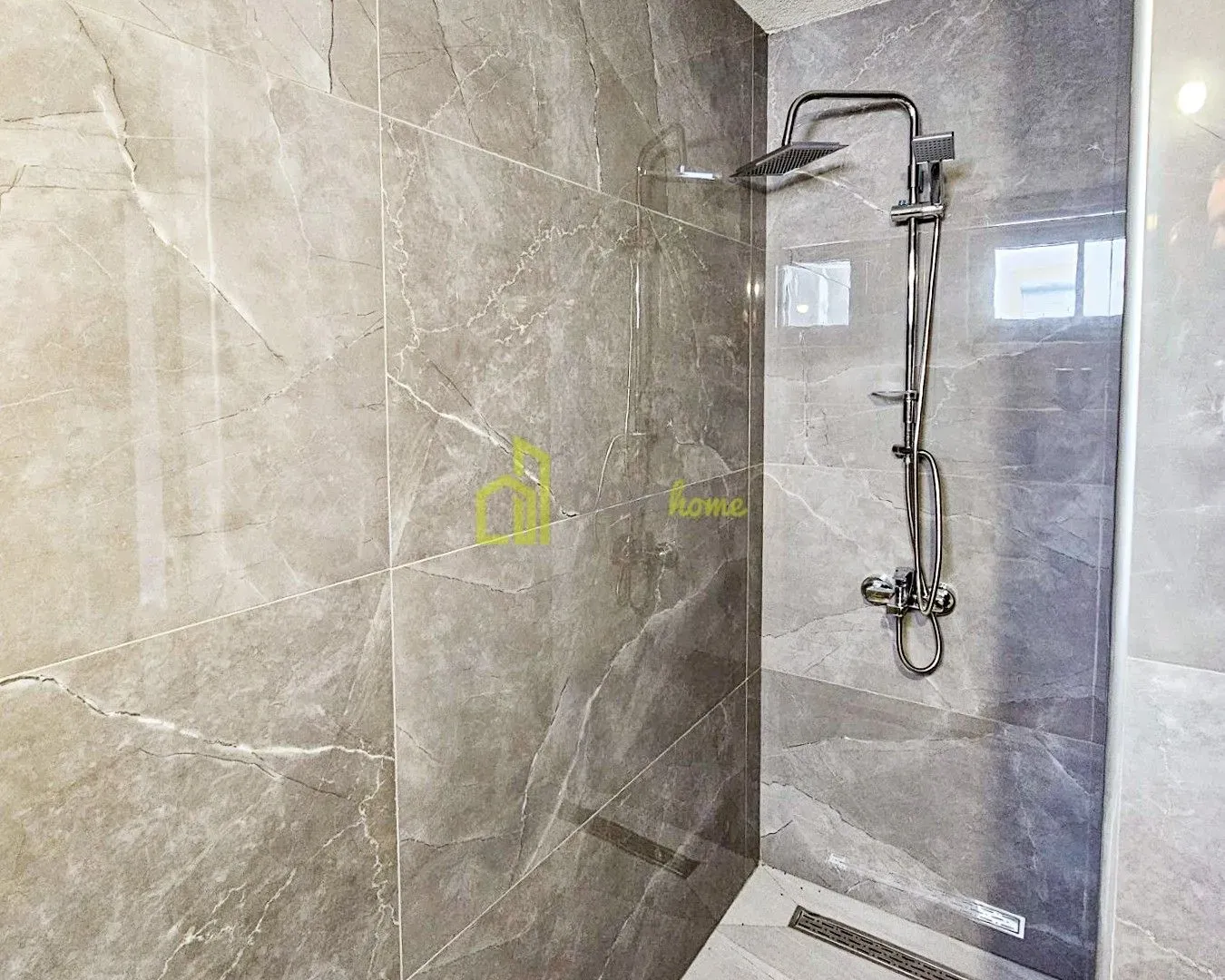 Sale, two bedroom apartment, 78m², Sveti Stefan, Budva