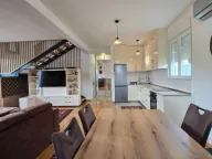 Prodaja, trosoban stan, 111m², Blok 9, Podgorica - image 8