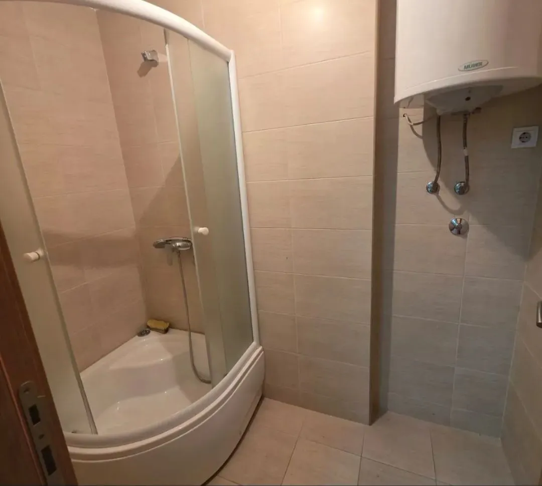 Izdavanje, poslovni prostor, 120m², Preko Morače, Podgorica